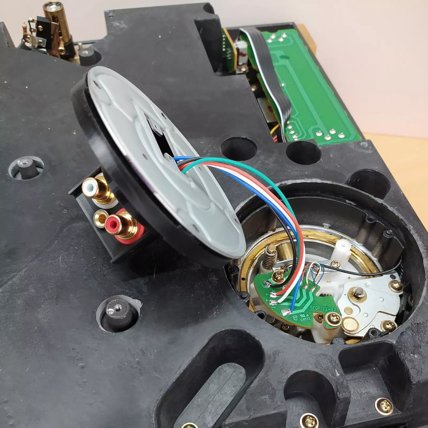 Technics SL-1200 External RCA Kit - Internal / External ground connection switch