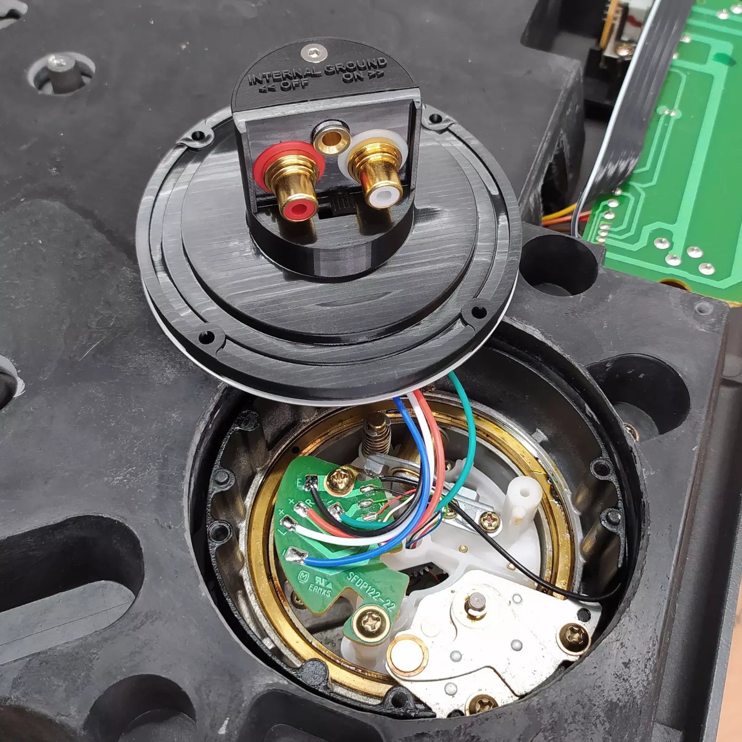 Technics SL-1200 External RCA Kit - Internal / External ground connection switch