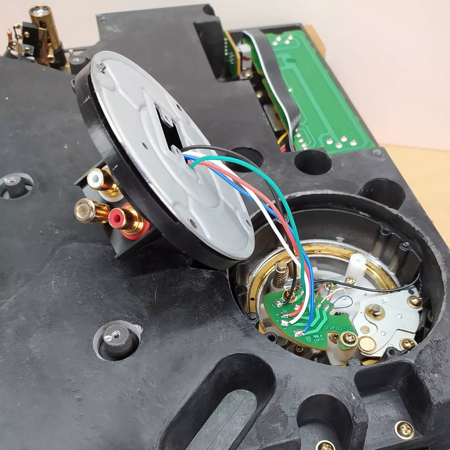 Technics SL-1200 External RCA Kit - Internal / External ground connection switch